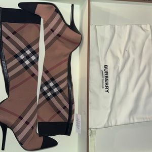 Burberry Dolman Knee high boots